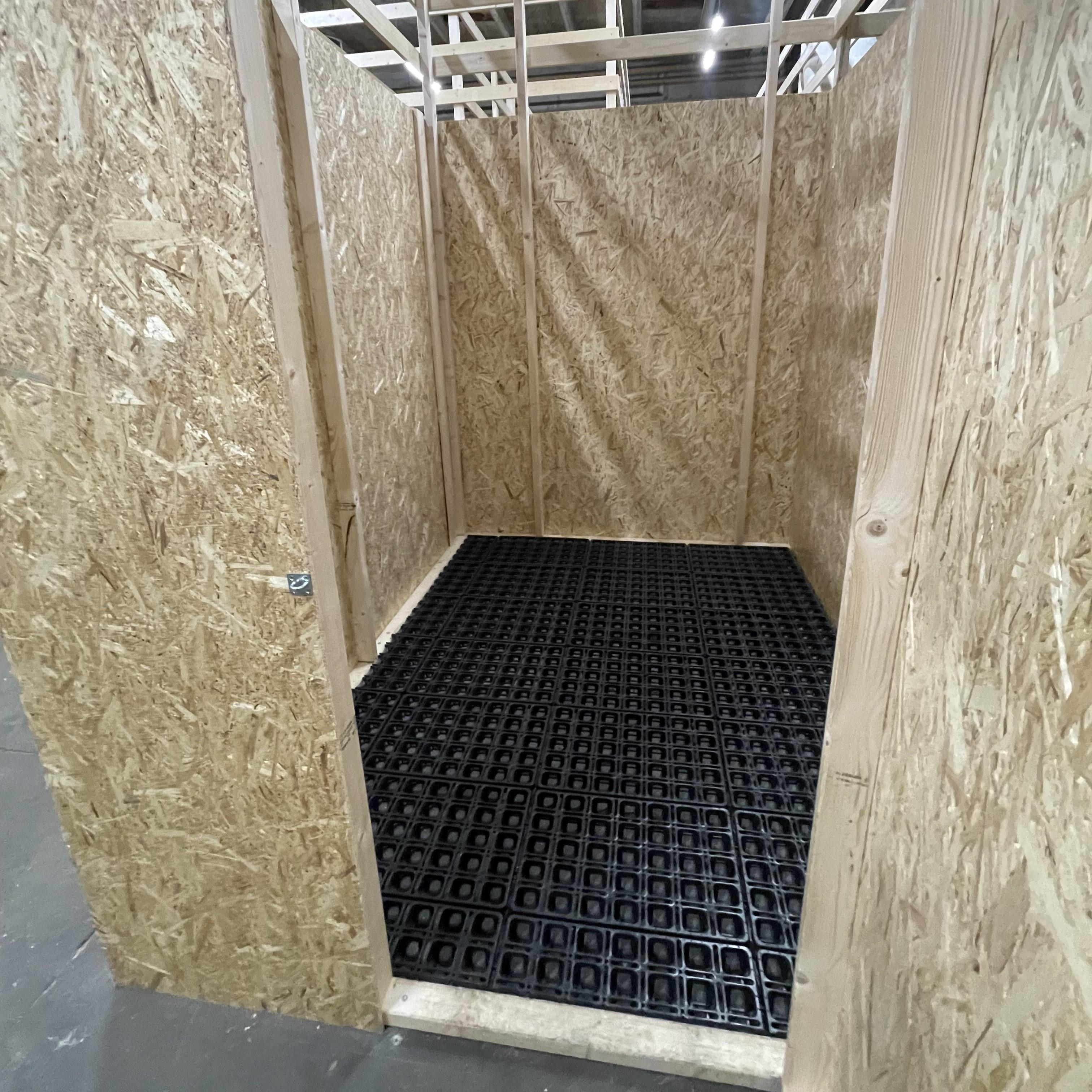 stor box til opbevaring